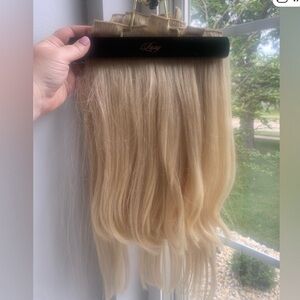 Luxury Hair Classic ash blonde